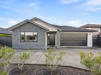 Timeless Style | A Sanctuary with Views and Space