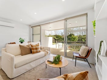 Quality & Style in Millwater Sweet Spot