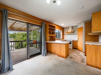 Do-up potential in central Glenfield