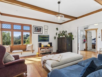 BUNGALOW CHARM, MODERN COMFORT