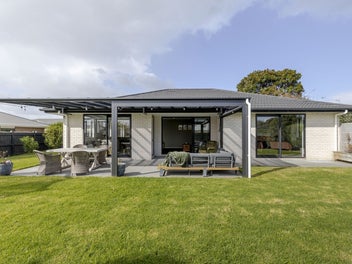 Effortless Living - Private, Polished, Perfect