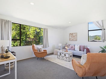 SUNNY KARORI STARTER WITH FLAT BACKYARD