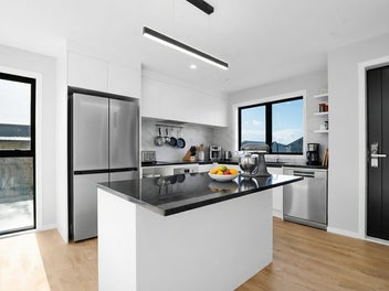 Brand New Masterpiece: The Best of Town & Country