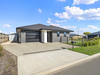 Turnkey New Build on Corner Site