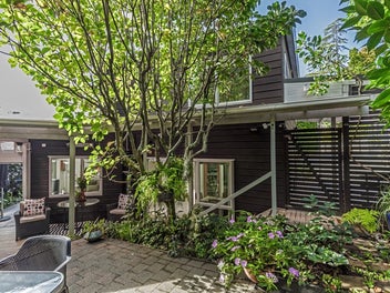 A Smart Start in a Top Location