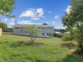 Renovated to Perfection – Dual Level Living