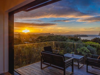 Sun, sea, architectural chic