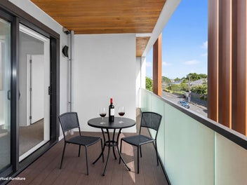 BEST LOCATION - SUPER LIVING