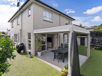 Light, Warm & Effortless Family Living