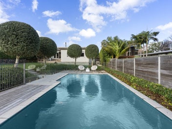 Premium, elevated living beside Churchill Park