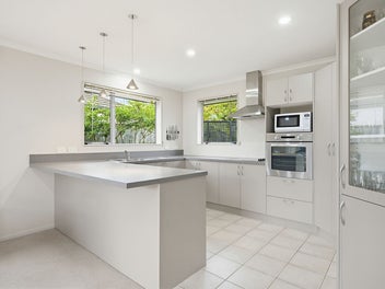 Garden-Focused Living in Stoke