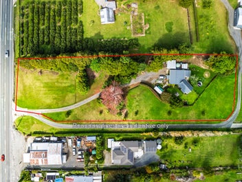 Charming Cottage – Opportunity Awaits