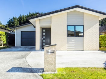 SMART DESIGN, GREAT SUN, EASY LIVING