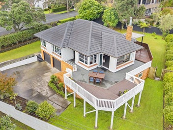 Grand Art Deco-Inspired Residence on 991m²