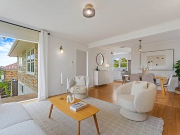 Lifestyle, Lawn and Location