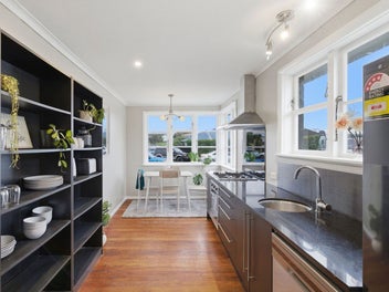 Don't delay buy 5 Deem place today