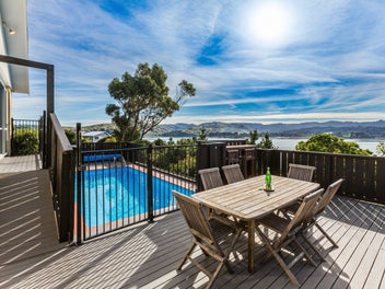 Well-Designed Family Living with Inlet Views