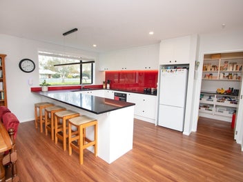 Modern living, tranquil setting