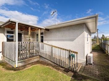 Convenient and Charming