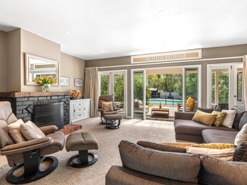 Motivated Vendor, Serious about Selling