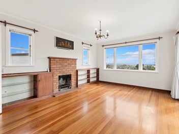 Do-up Opportunity with Sea views In Macleans