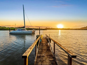 Waterfront Dual Living with Private Mooring