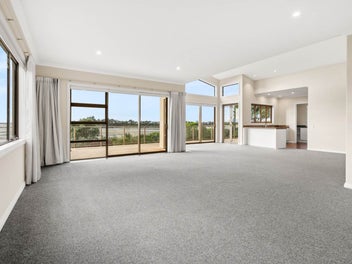 Spacious, Vacant, and Motivated