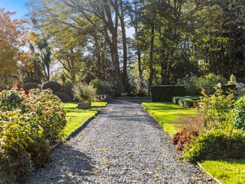 Raukapuka Homestead: A Landmark Residence