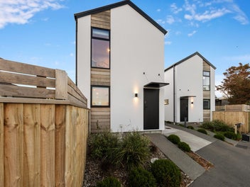 STANDALONE ADVANTAGE | ARCHITECTURAL INDEPENDENCE