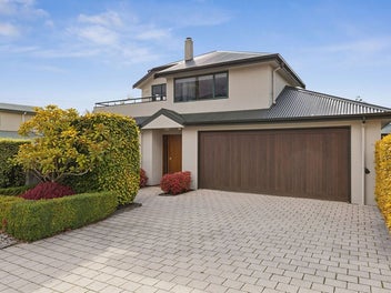 Right in the Heart of Wanaka