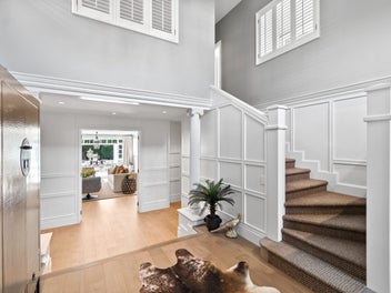 European Elegance on Remuera’s Peninsula