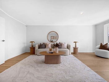 Fully Renovated, Brick & Tile - Botany College...