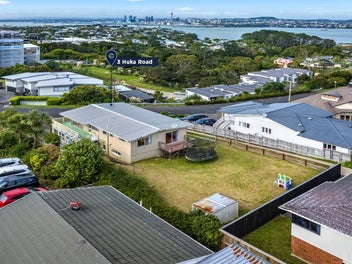 Prime location- Sea views- Walk to Highbury...