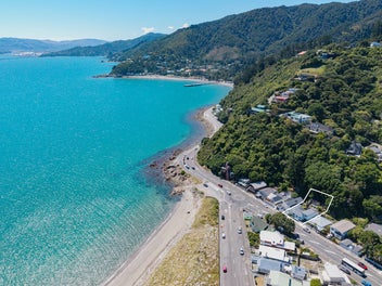 Coastal Charm Meets Modern Comfort