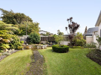 Big Home, Quiet Cul-de-Sac