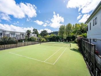 Overseas Owners – Committed to Selling