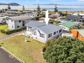 Coastal Comfort on Virtue Crescent