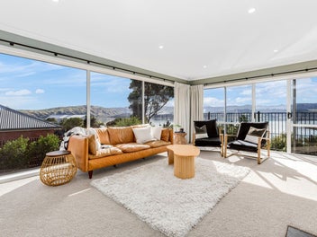 Well-Designed Family Living with Inlet Views
