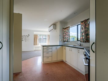 Light and bright, renovators delight!