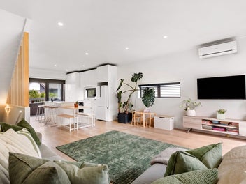 Secluded and Sizeable 181 m2 home