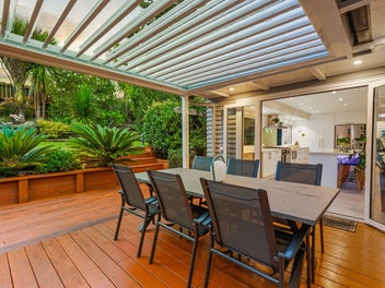 Coastal Charm, Schoolside Calm