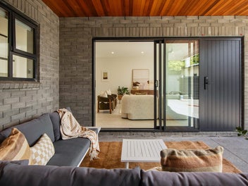 Architectural Excellence in the Heart of Mt Albert