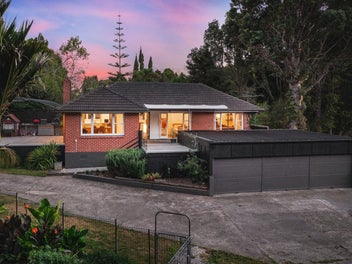 Land, Lifestyle, Family - The Kiwi Dream!