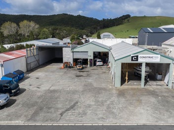 Image 1 of 18