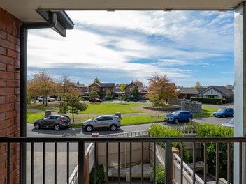 Lock-and-leave living with space