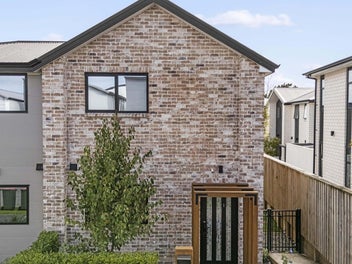 Coastal First Home - Sun, Privacy & Easy Living