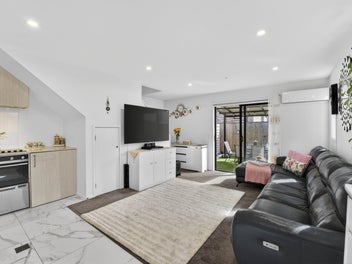 Coastal First Home - Sun, Privacy & Easy Living