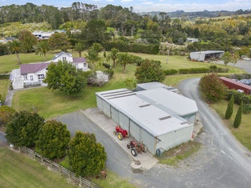 Prime Investment, Home & Large Sheds On 9.5 Acres!