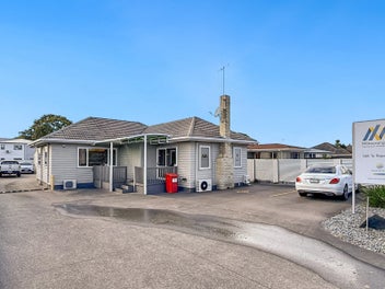Image 1 of 10
