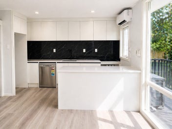 Fully Refurbished 1BR in Prime Milford Location